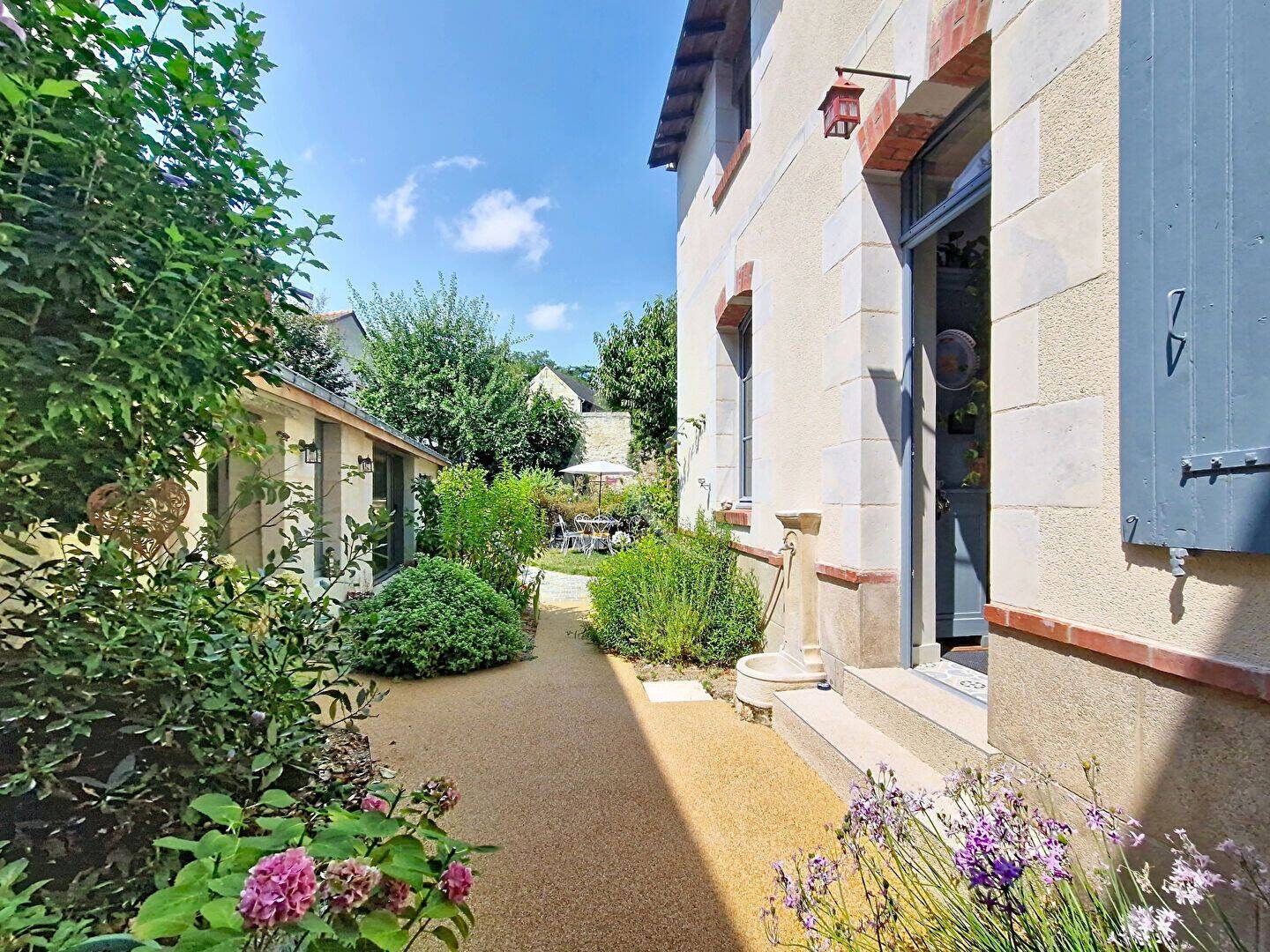 Maison 4 pièces 153 m² · à Gennes-Val-de-Loire · 153 m² · 338 300 €