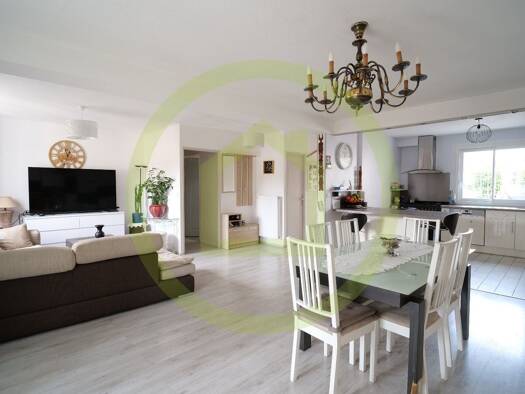 Maison à vendre 359 000 € 7 pièces 5 chambres 172 m² 308 m² de terrain Celleneuve Montpellier 34080