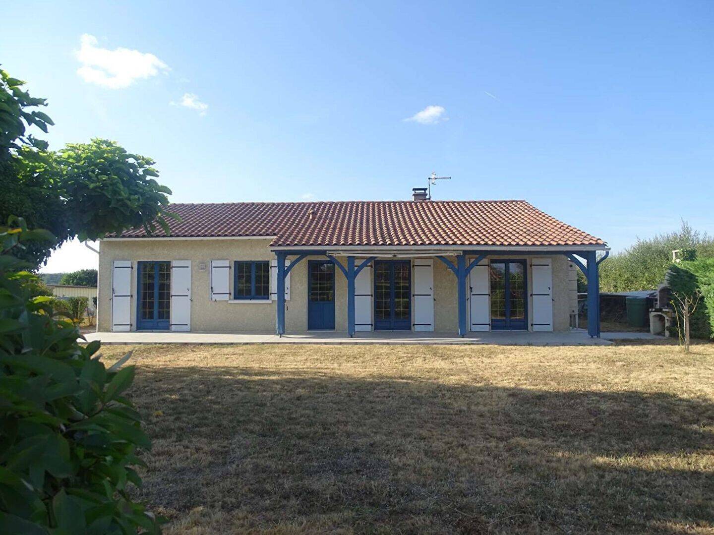 Maison 7 pièces 137 m² · à Saint-Médard-de-Mussidan · 137 m² · 217 000 €
