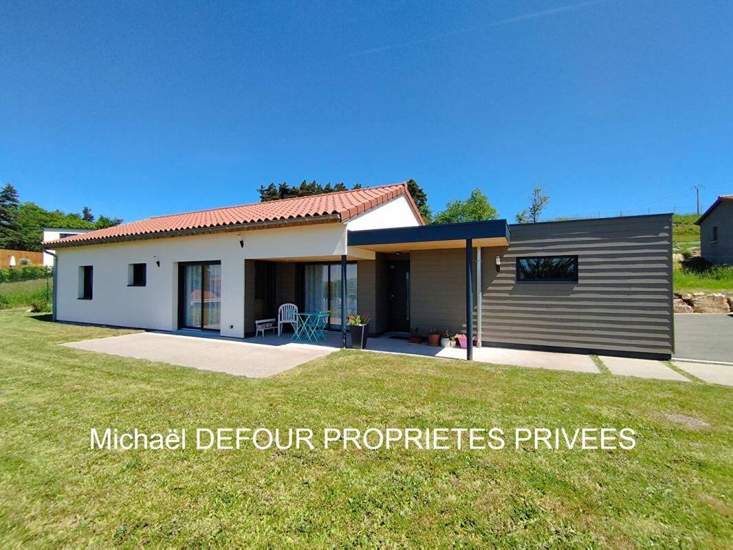 Maison 4 pièces 87 m² · à Les Villettes · 87 m² · 320 000 €