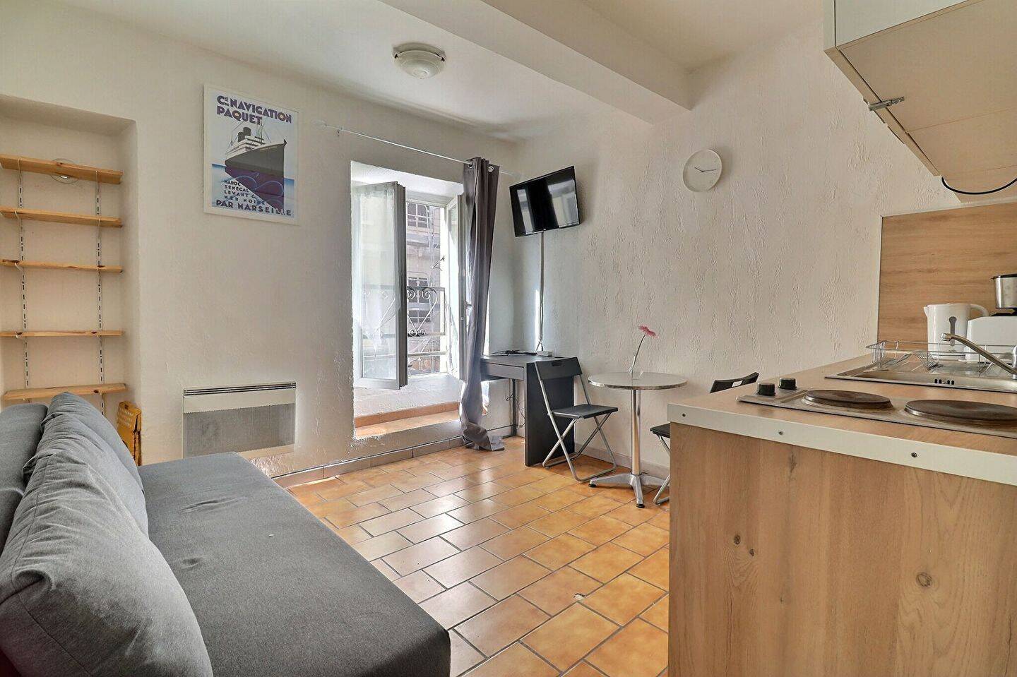 Appartement 1 pièce 16 m² · à Marseille 1er Arrondissement · 15,6 m² · 550 €/mois