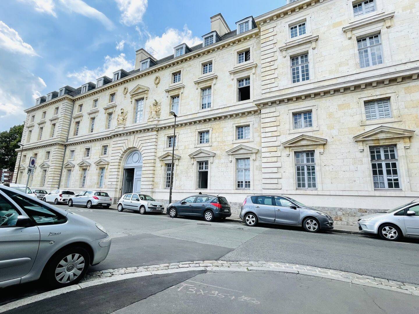 Appartement 2 pièces 50 m² · à Amiens · 49,8 m² · 700 €