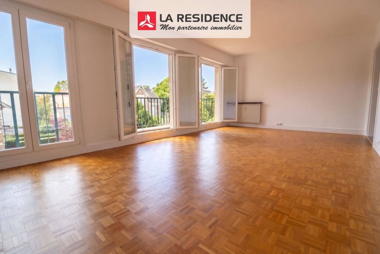 Appartement 4 pièces 84 m² · à Versailles · 84 m² · 2 300 €