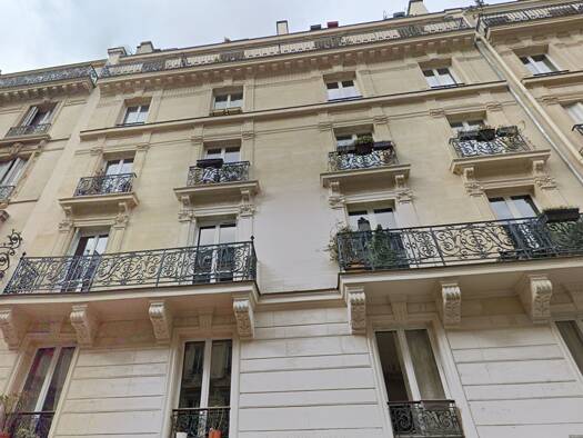 Appartement à vendre 129 000 € 1 pièce 13 m² Étage 6/6 Chateau d'Eau-Lancry Paris 10ème arrondissement 75010