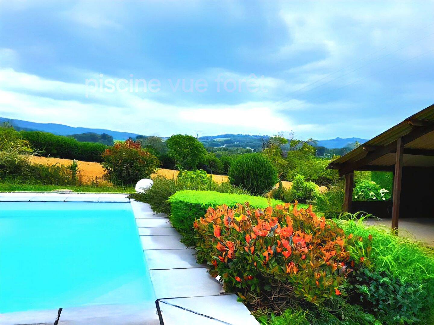 Maison 7 pièces 150 m² · à Châteauneuf-la-Forêt · 150 m² · 185 000 €