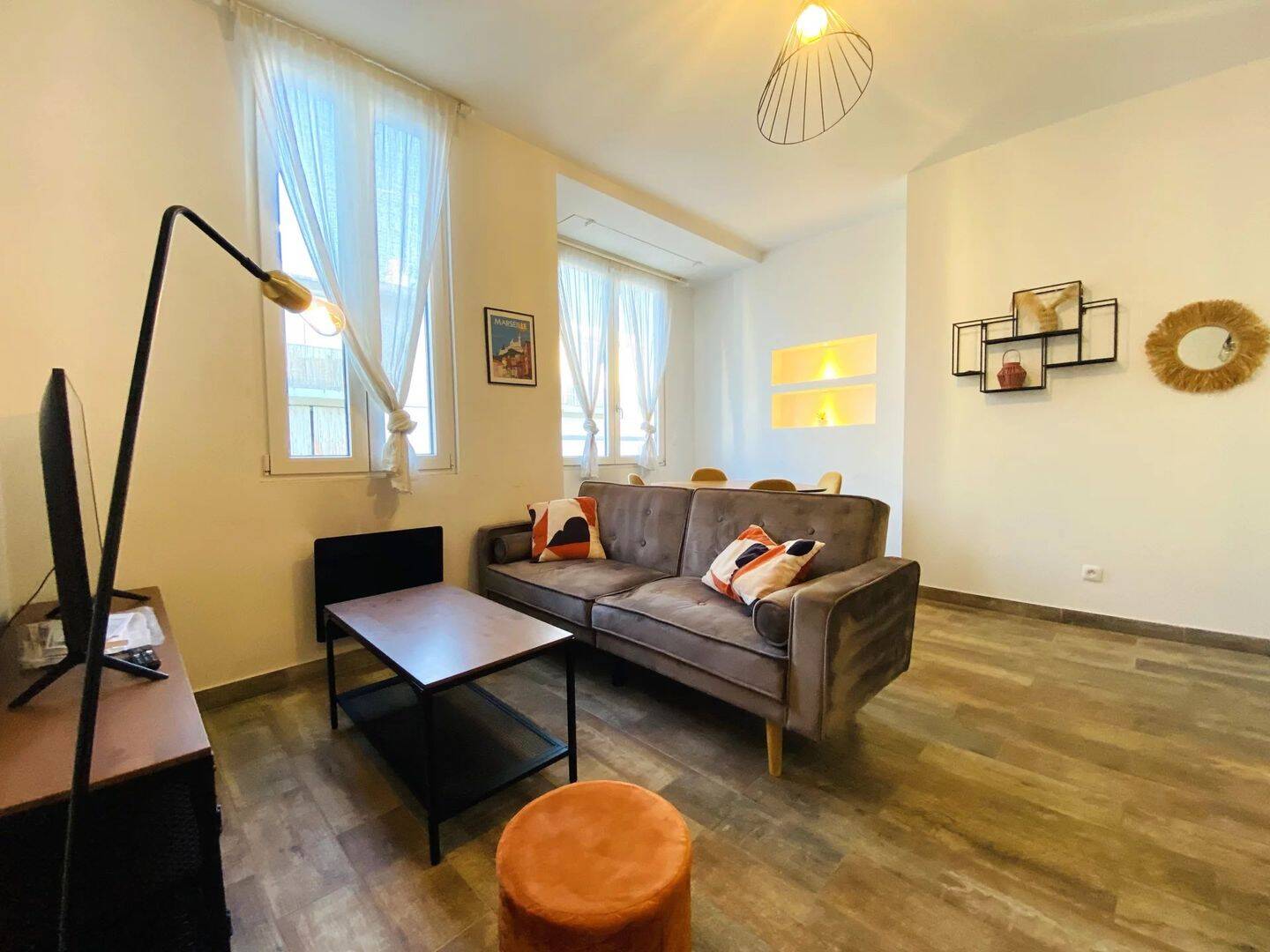Appartement 2 pièces 35 m² · à Marseille 5ème Arrondissement · 35 m² · 755 €