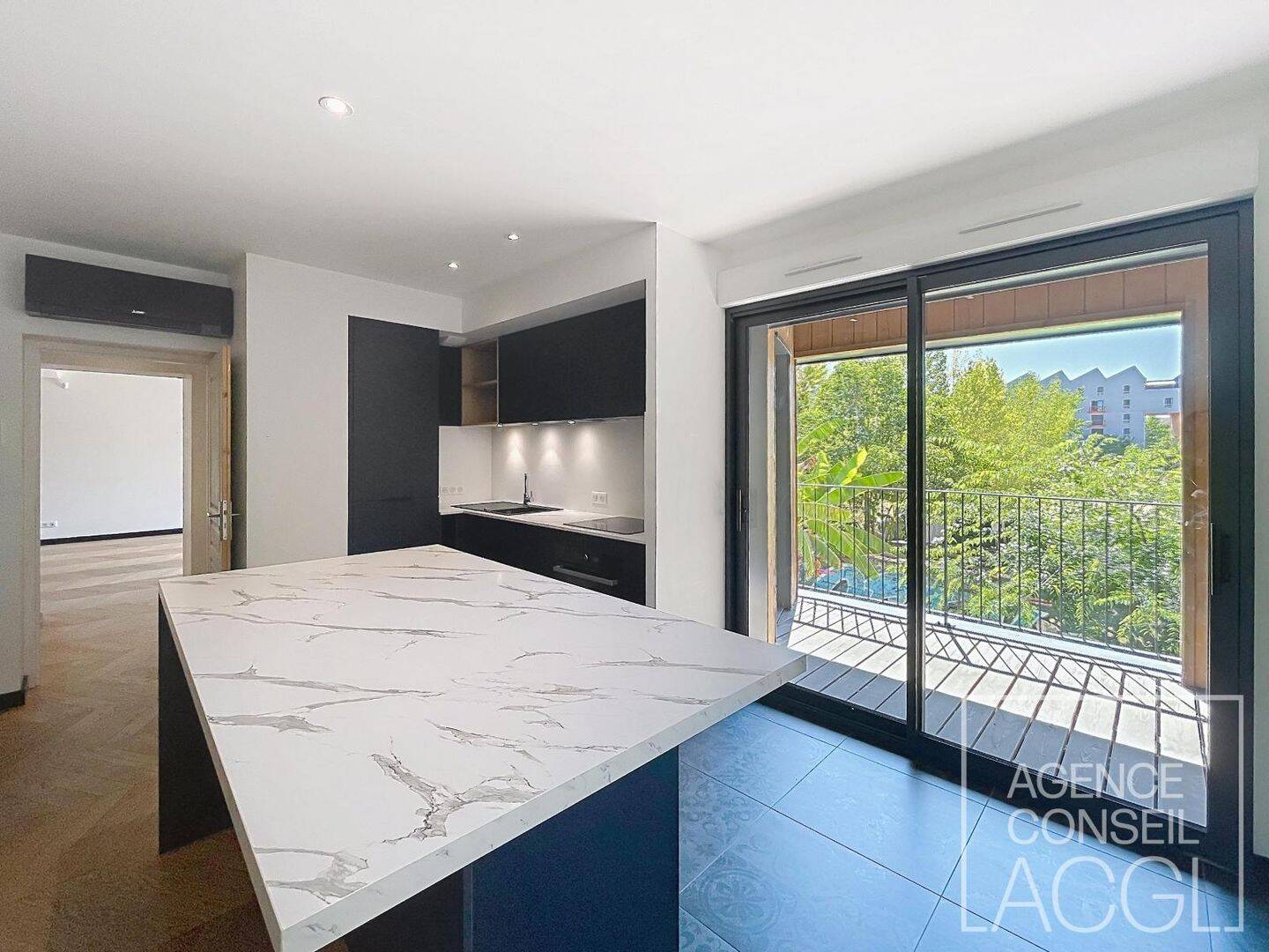 Appartement 4 pièces 173 m² · à Bordeaux · 173,2 m² · 2 460 €/mois