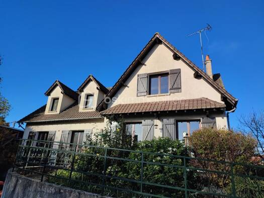 Pavillon à vendre 210 000 € 9 pièces 5 chambres 184 m² 1 070 m² de terrain Villeneuve-l'Archevêque 89190