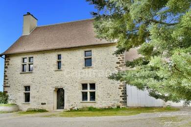 Maison à vendre 375 000 € 5 pièces 4 chambres 220 m² 23 828 m² de terrain Fresnay-sur-Sarthe 72130