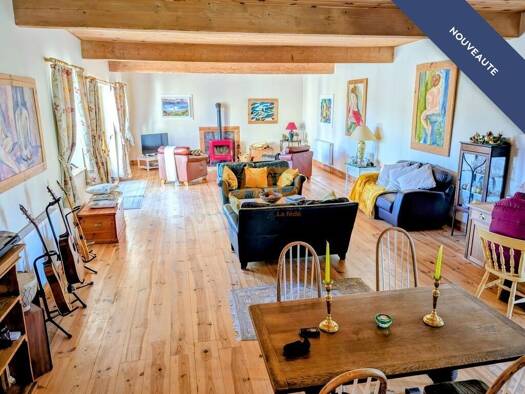 Maison à vendre 535 600 € 11 pièces 4 chambres 274 m² 12 000 m² de terrain Saint-Nic 29550