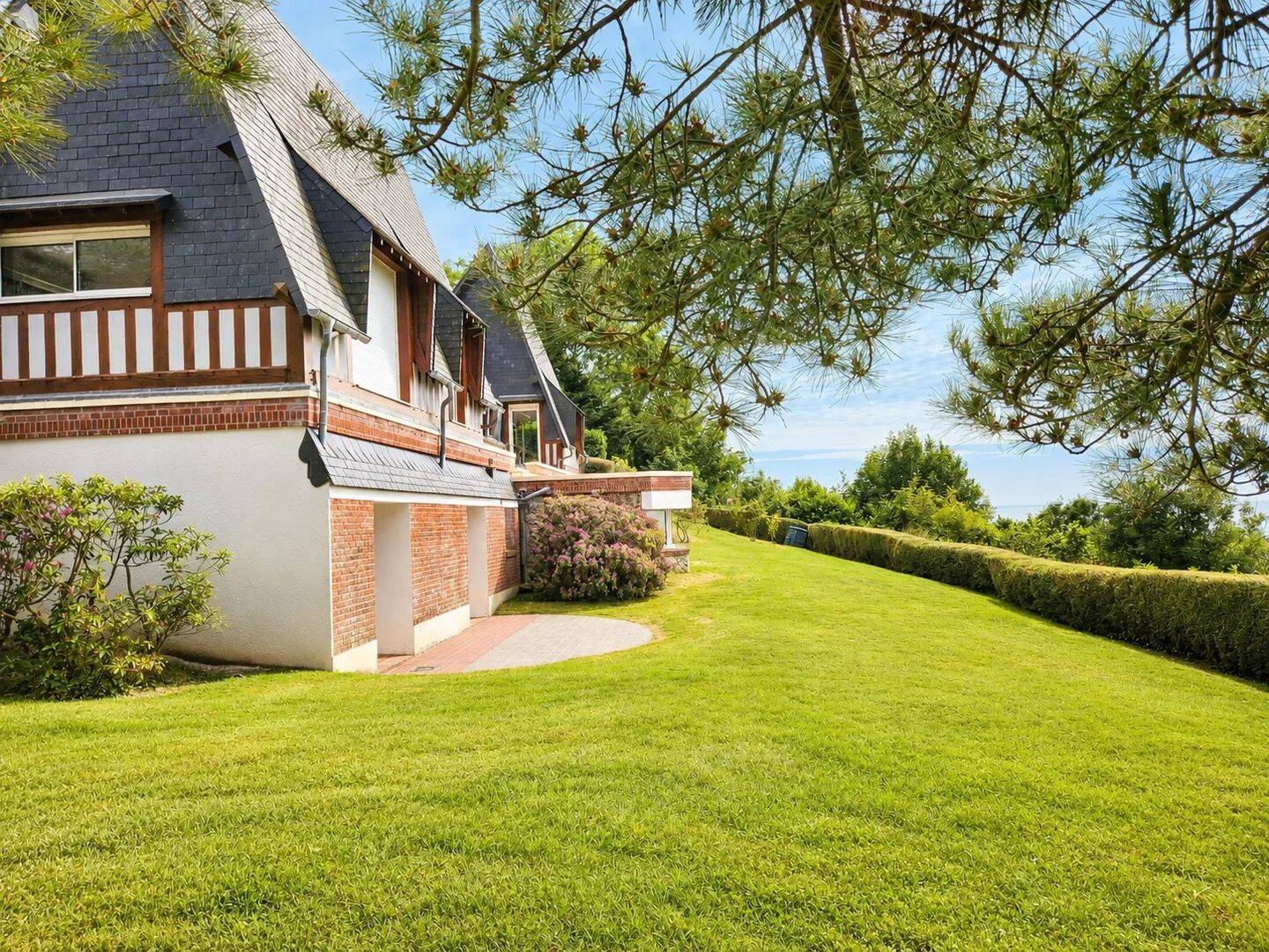Maison 9 pièces 305 m² · à Villerville · 305 m² · 1 560 000 €