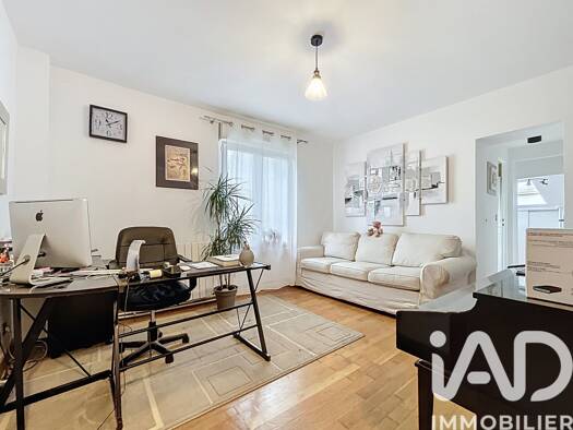 Maison à vendre 395 000 € 6 pièces 4 chambres 123,8 m² 530 m² de terrain Rue du Tir-Mont Châlat-Saint Hubert Chelles 77500