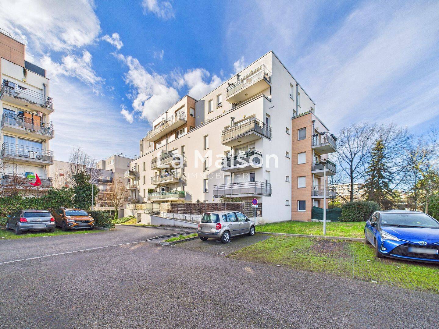 Appartement 3 pièces 61 m² · à Aulnay-sous-Bois · 60,9 m² · 1 090 €/mois