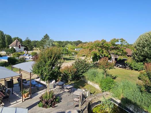 Maison à vendre 1 039 000 € 10 pièces 8 chambres 424 m² 27 326 m² de terrain Sainte-Maure-de-Touraine 37800