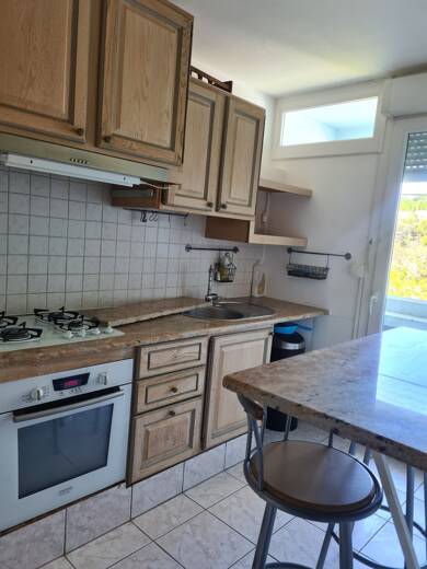 Appartement à vendre 73 000 € 4 pièces 3 chambres 72 m² Étage 4/4 Apt 84400