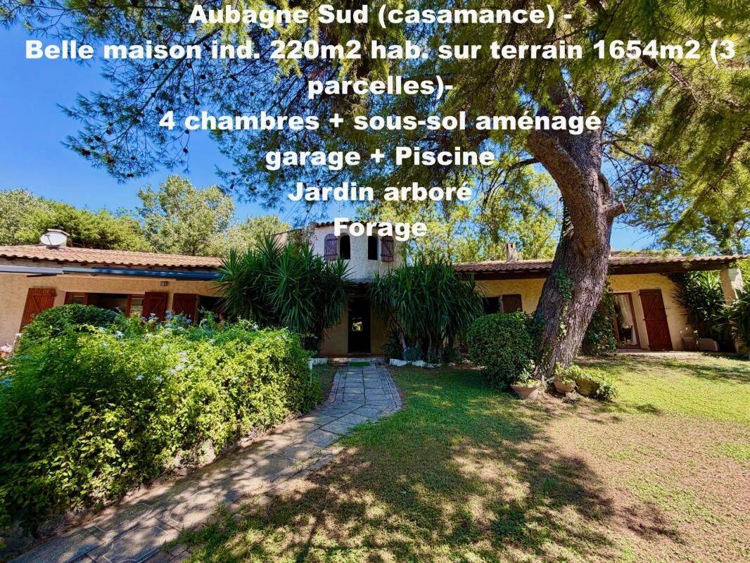 Maison 6 pièces 225 m² · à Aubagne · 225 m² · 927 000 €