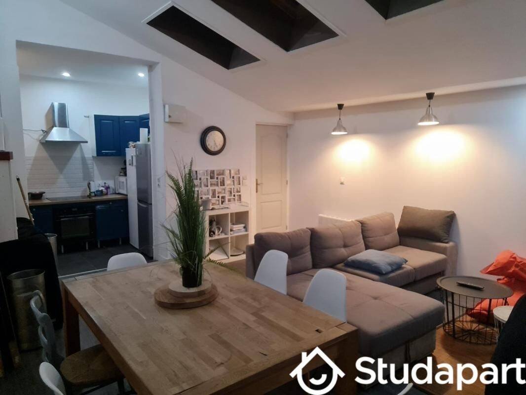 1 pièce 16 m² · à Roubaix · 16 m² · 500 €/mois