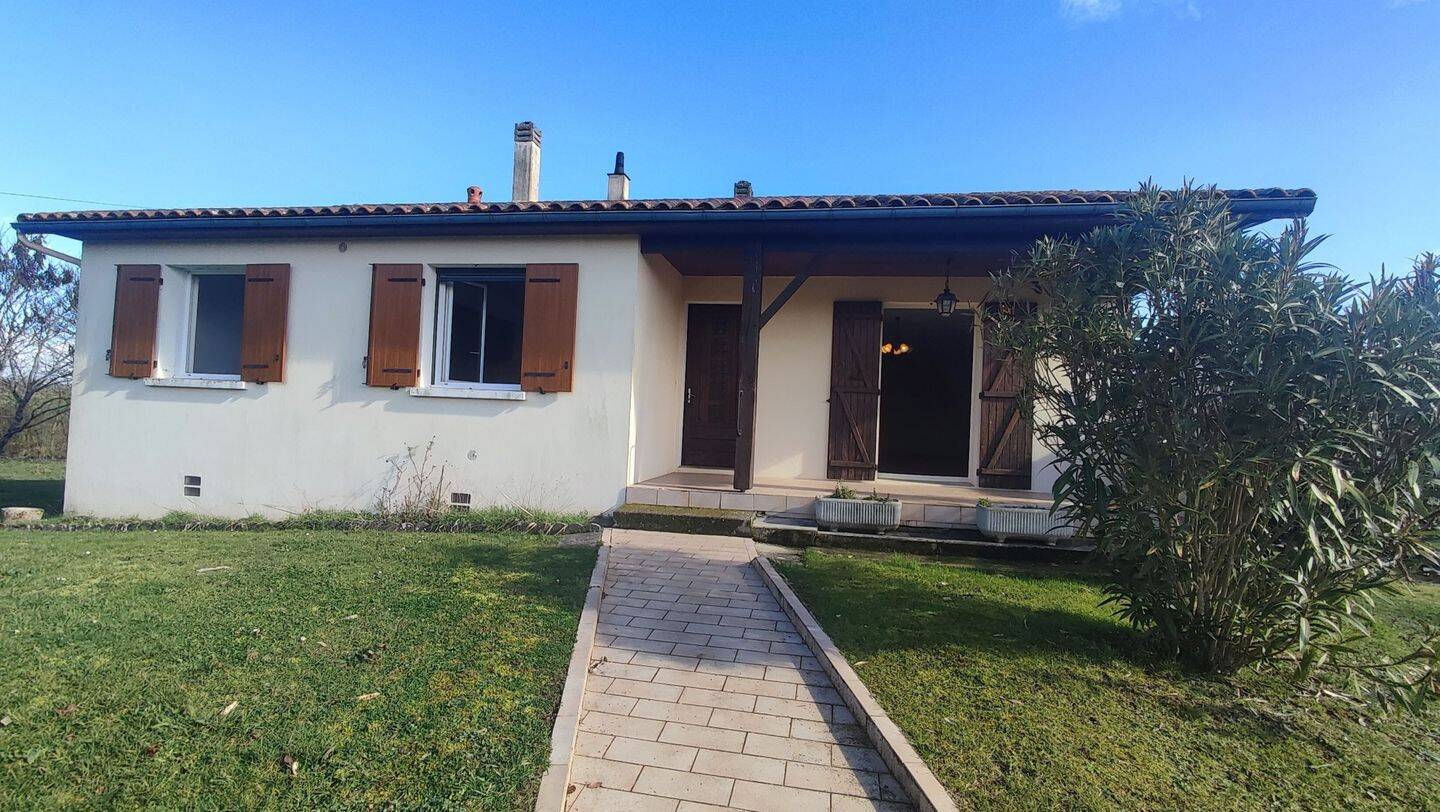Maison 5 pièces 98 m² · à Alloue · 97,8 m² · 127 500 €