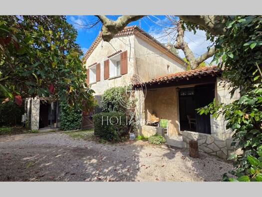 Maison à vendre 699 000 € 5 pièces 3 chambres 209 m² 1 834 m² de terrain Gardi-Stade Trets 13530