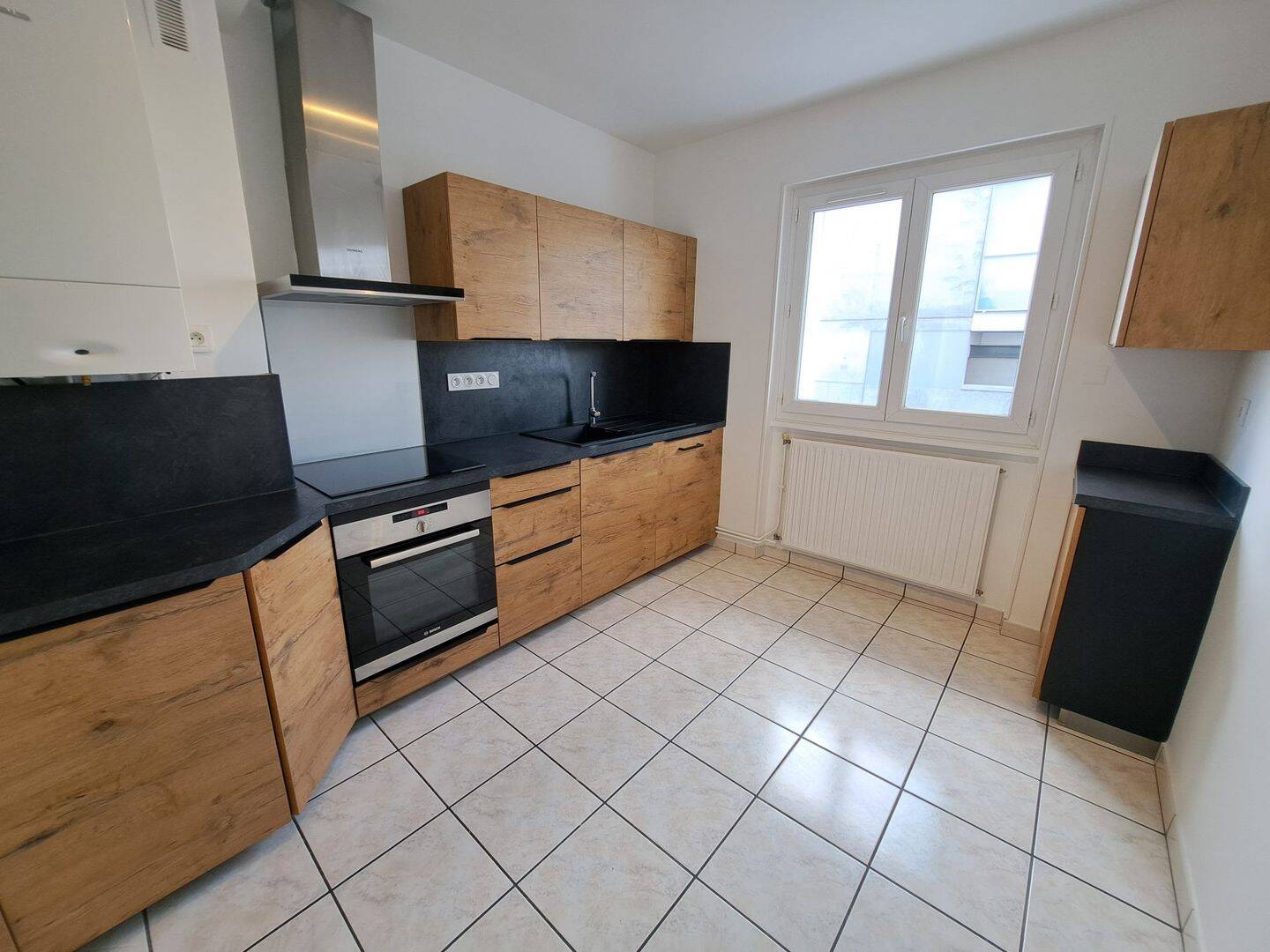 5 pièces 82 m² · à Clermont-Ferrand · 81,7 m² · 925 €/mois