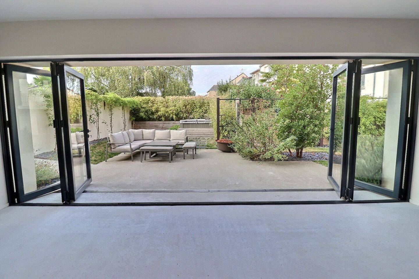 Maison 8 pièces 605 m² · à Angers · 605 m² · 1 194 150 €