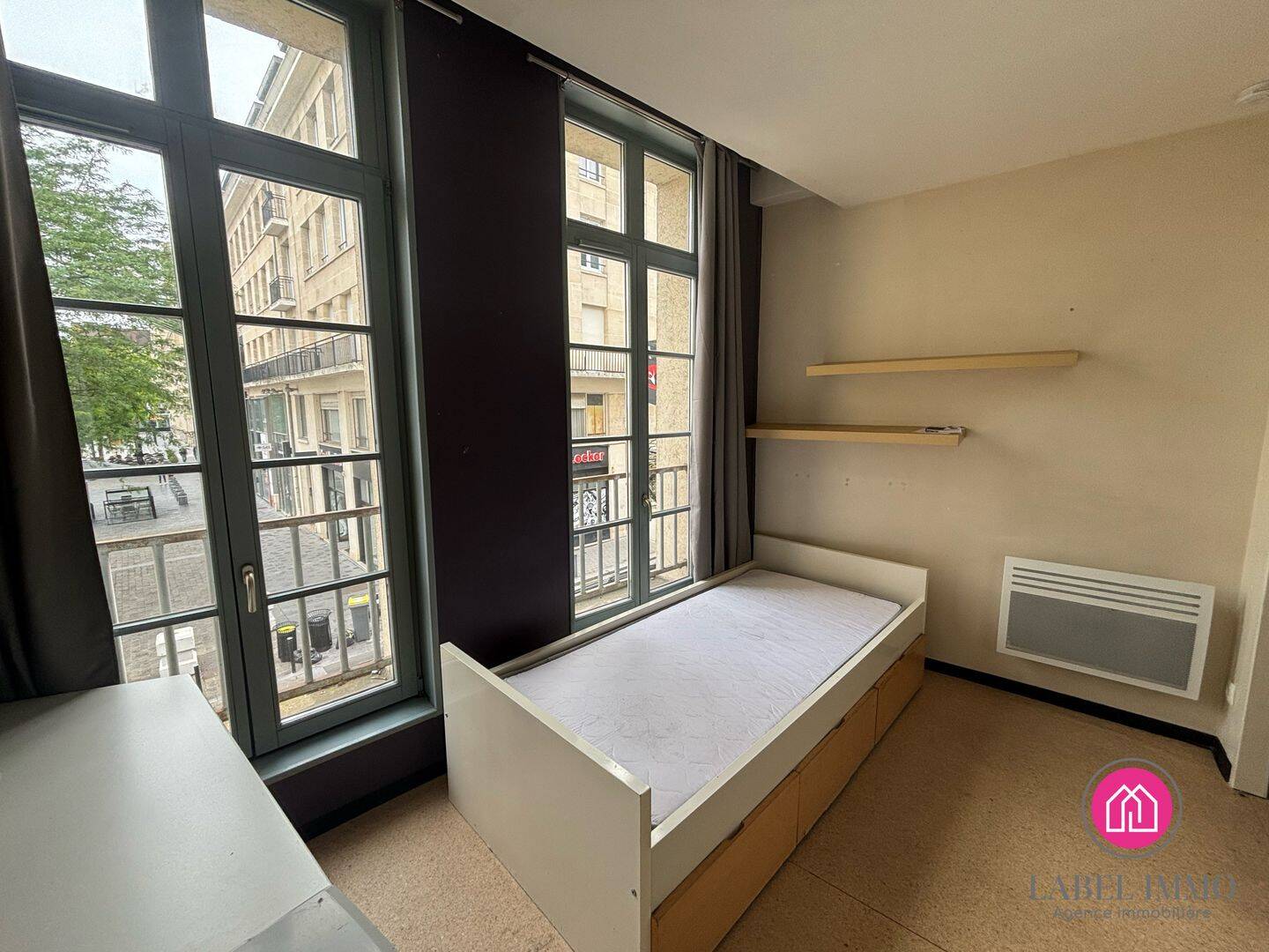 Appartement 1 pièce 13 m² · à Valenciennes · 13 m² · 380 €
