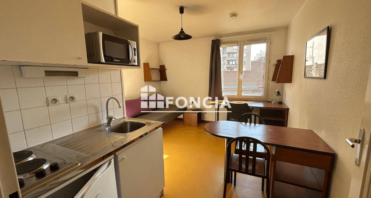 Appartement 1 pièce 19 m² · à Saint-Étienne · 18,8 m² · 300 €/mois