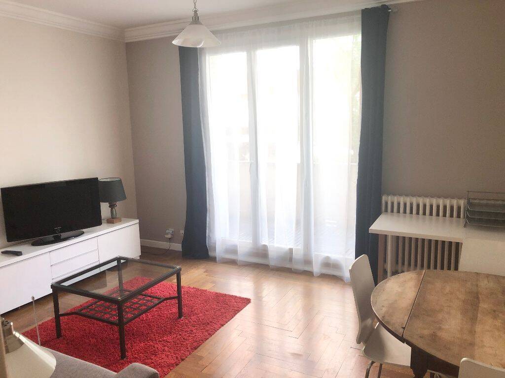 Appartement 2 pièces 38 m² · à Lyon 6ème Arrondissement · 37,7 m² · 956 €