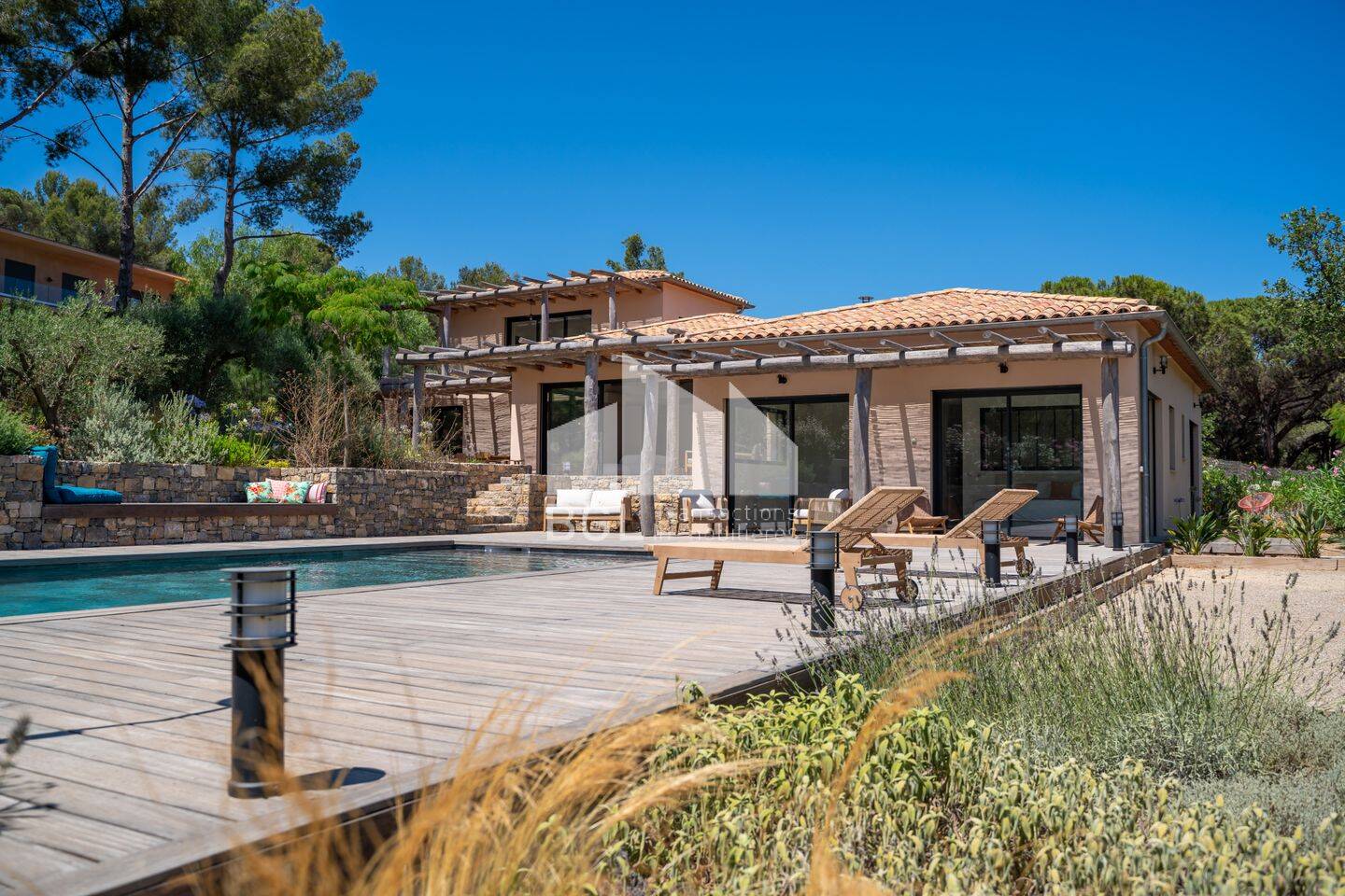 Maison 6 pièces 240 m² · à La Croix-Valmer · 240 m² · 3 490 000 €