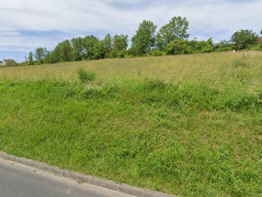 Terrain constructible viabilisé à vendre 88 000 € 839 m² de terrain Faverolles-et-Coëmy 51170