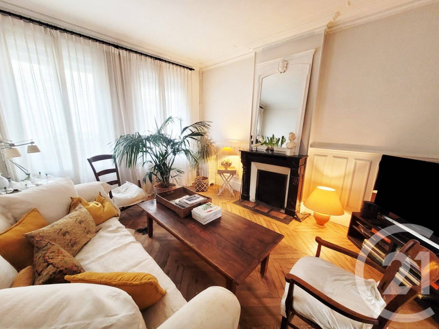 Maison 11 pièces 214 m² · à Gournay-en-Bray · 214 m² · 230 500 €
