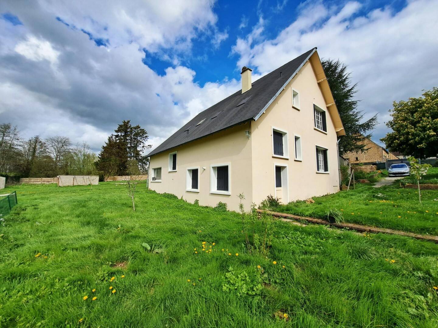 Maison 7 pièces 140 m² · à Charencey · 140 m² · 174 000 €