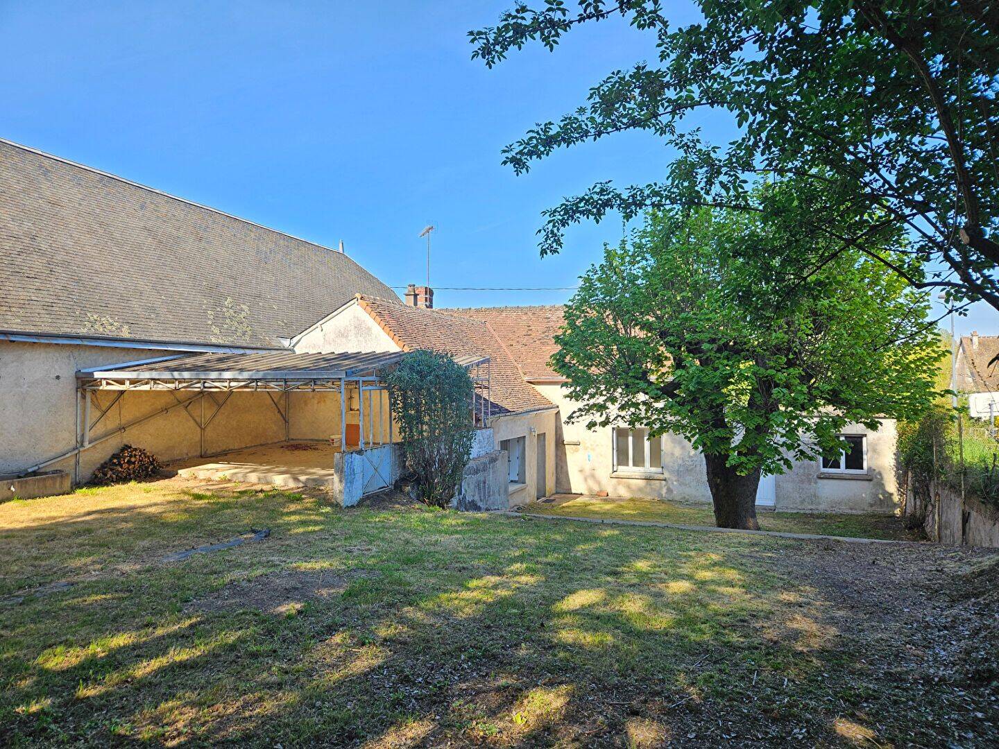 Maison 4 pièces 74 m² · à Perrusson · 74 m² · 830 €