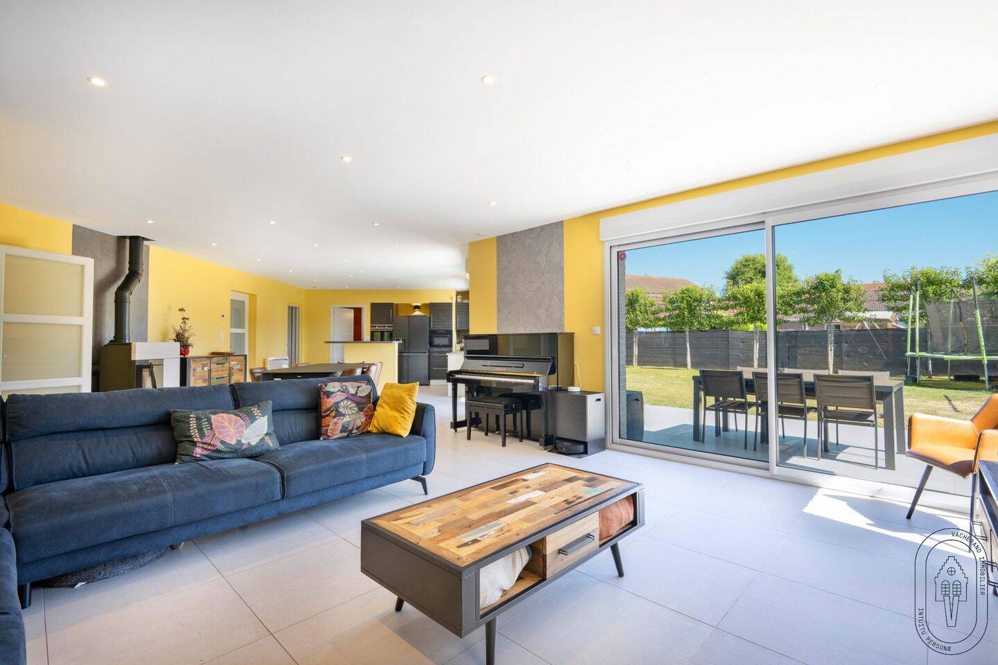 Maison 9 pièces 245 m² · à Bierne · 244,8 m² · 549 000 €