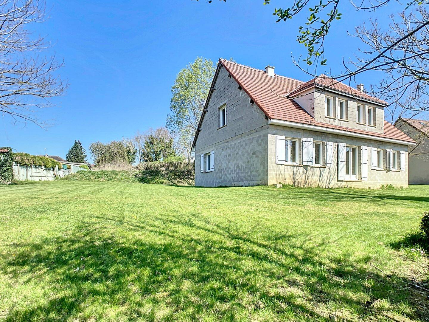 Maison 7 pièces 186 m² · à Montmirail · 186 m² · 212 000 €
