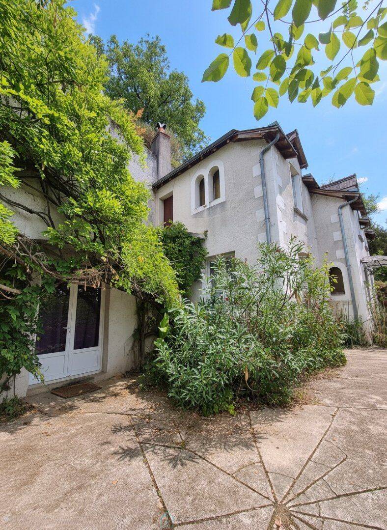Maison 5 pièces 142 m² · à Nazelles-Négron · 142 m² · 320 400 €
