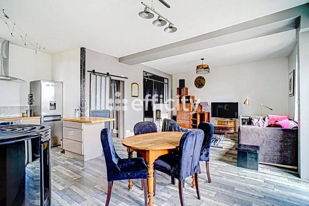 Maison 4 pièces 110 m² · à Saint-Martin-la-Plaine · 110 m² · 259 000 €