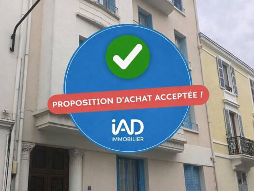 Appartement à vendre 86 000 € 2 pièces 1 chambre 56 m² Étage 2/3 Les Bains-République Vichy 03200