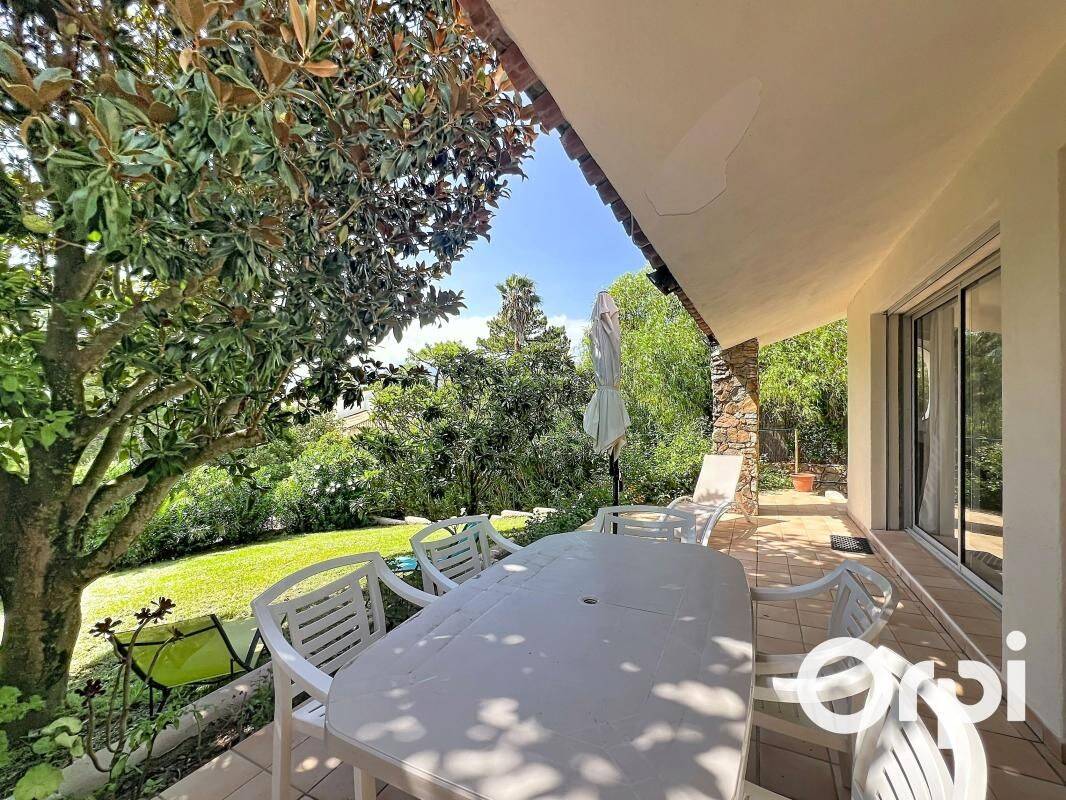 Maison 4 pièces 82 m² · à Porto-Vecchio · 82 m² · 1 350 €/mois