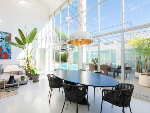 Immeuble à vendre 2 690 000 € 355 m² Ramatuelle 83350