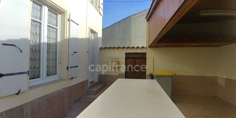 Maison 6 pièces 100 m² · à Nalliers · 100 m² · 145 600 €