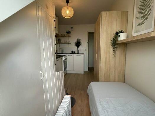 Appartement à vendre 46 500 € 1 pièce 8 m² Étage 5/5 Quatre Chemins-Diderot Pantin 93500