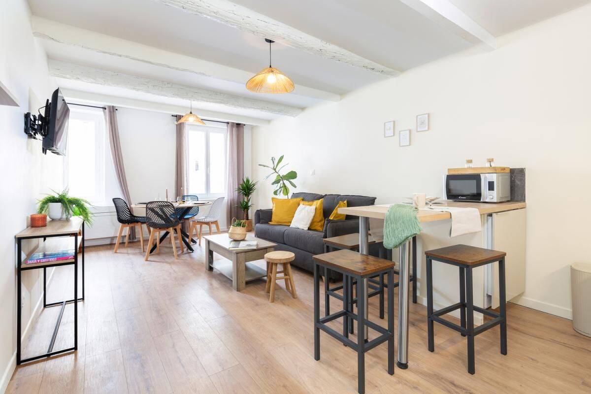 2 pièces 47 m² · à La Seyne-sur-Mer · 47 m² · 799 €/mois