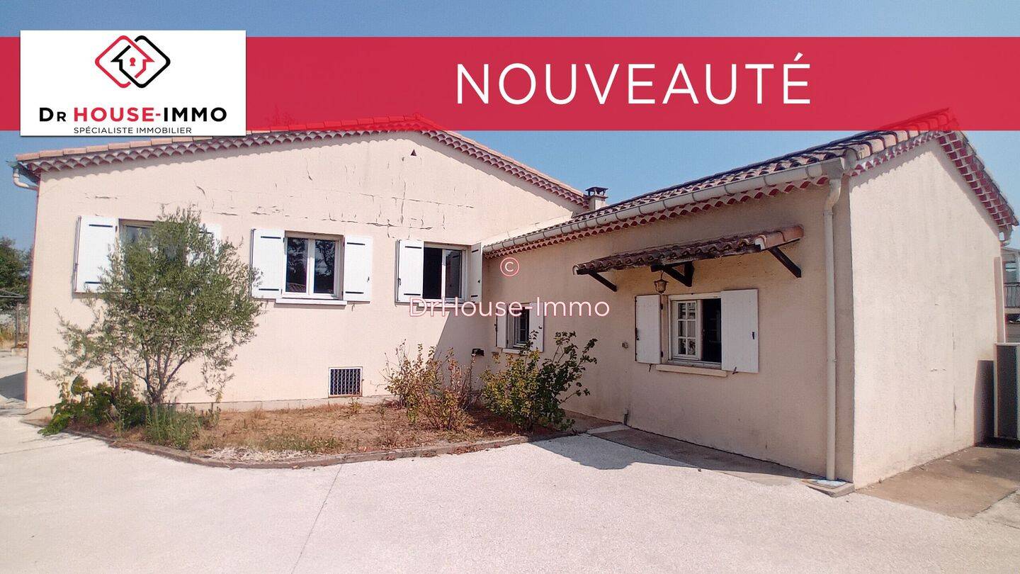 Maison 5 pièces 129 m² · à Saint-Julien-les-Rosiers · 129 m² · 219 000 €