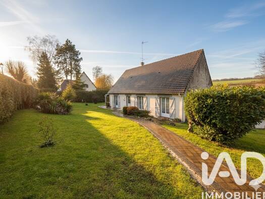 Maison de plain-pied à vendre 299 900 € 4 pièces 3 chambres 159 m² 1 900 m² de terrain Airion 60600