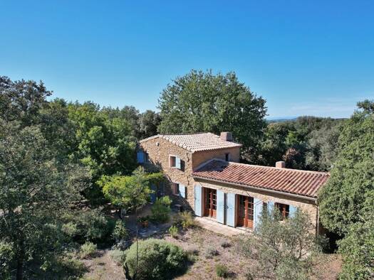 Maison à vendre 420 000 € 5 pièces 2 chambres 119,7 m² 5 021 m² de terrain Nord Uzès 30700