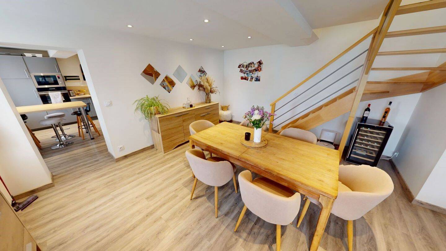 Maison 6 pièces 96 m² · à Sommervieu · 96 m² · 299 000 €