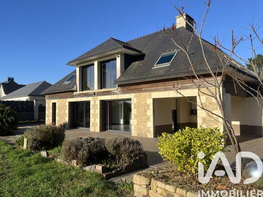 Maison à vendre 453 200 € 7 pièces 5 chambres 162 m² 3 000 m² de terrain Landaul 56690