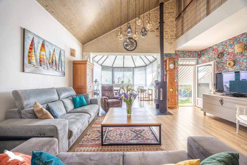 Maison 6 pièces 158 m² · à Mauzé-sur-le-Mignon · 158 m² · 317 700 €