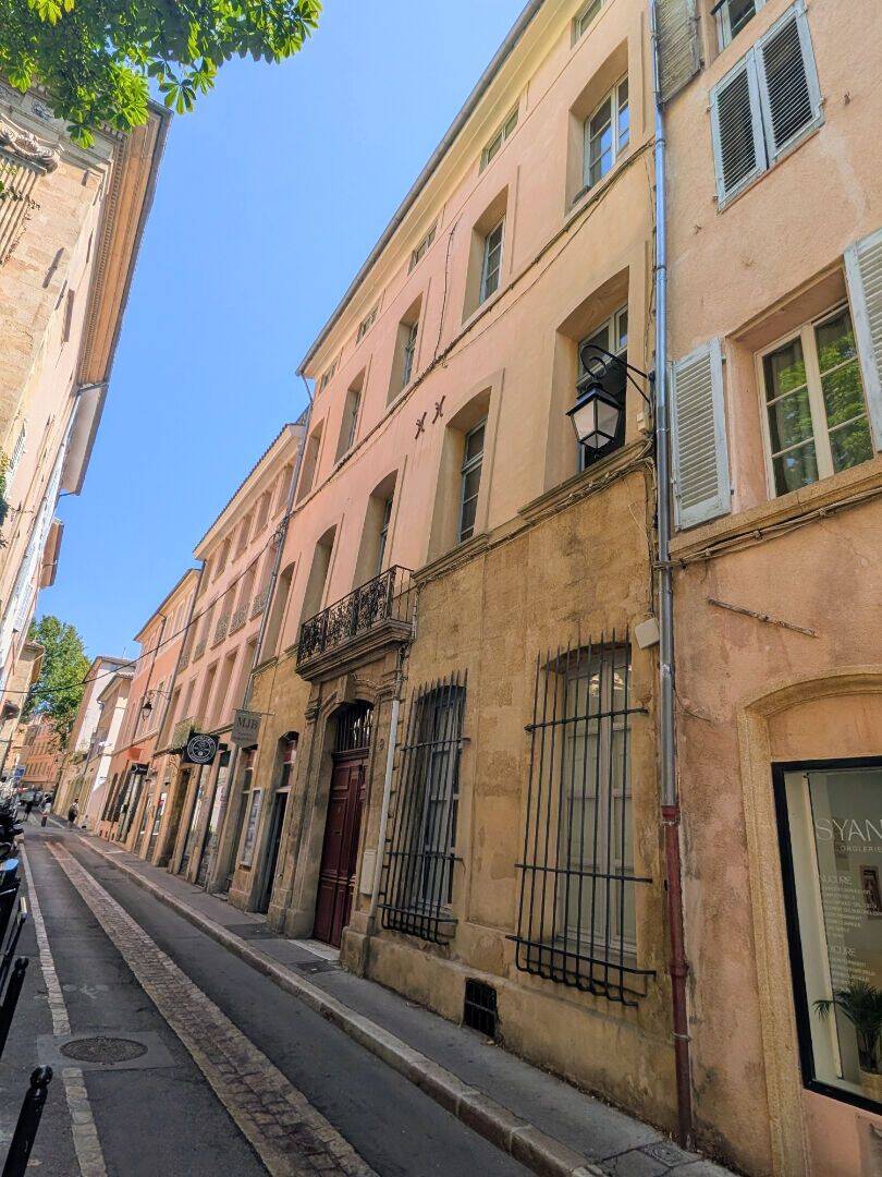 Appartement 3 pièces 79 m² · à Aix-en-Provence · 79,1 m² · 1 800 €